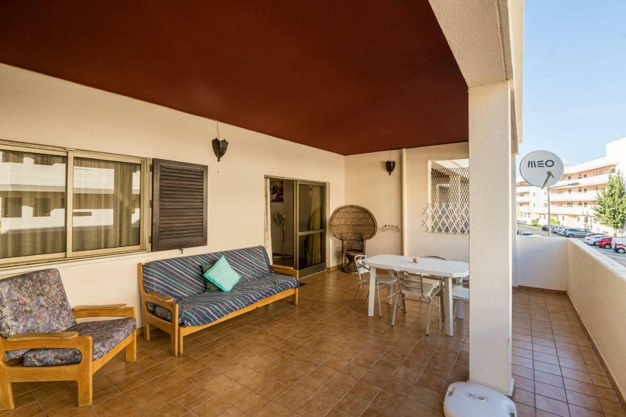 Lovelystay - Private Condo W/ Pool Near Praia Dona Ana Lagos Buitenkant foto